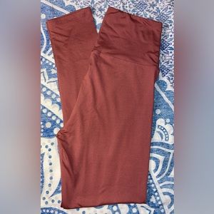 High waisted leggings